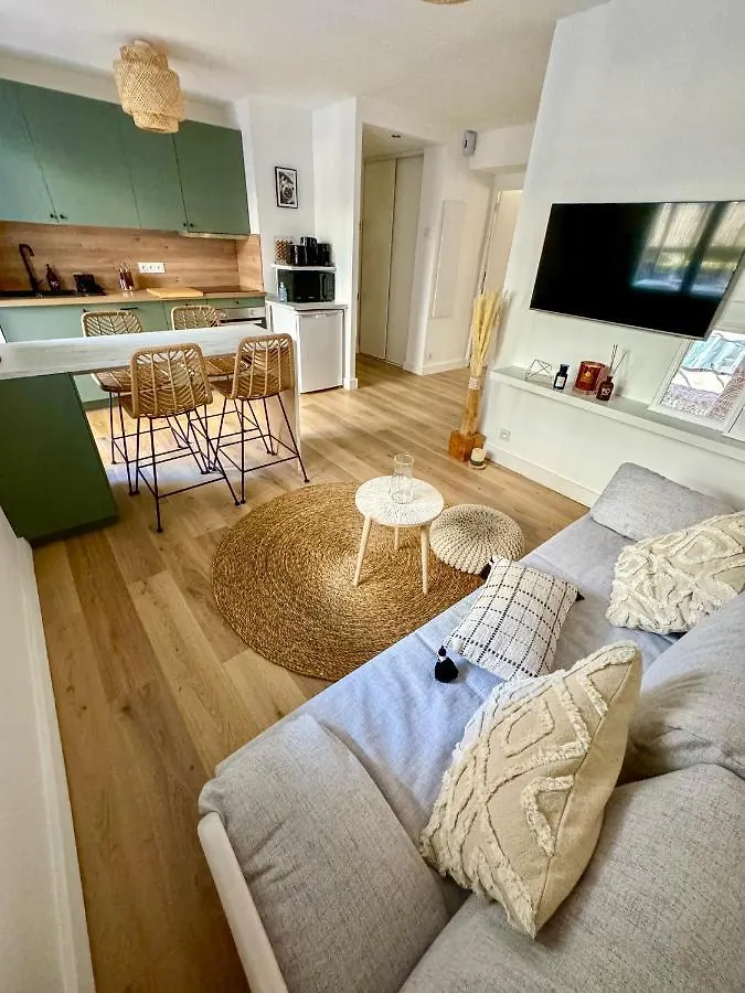 Cocon 2 Pieces Avec Grande Terrasse A Vauban Apartment Marseille 0*,
